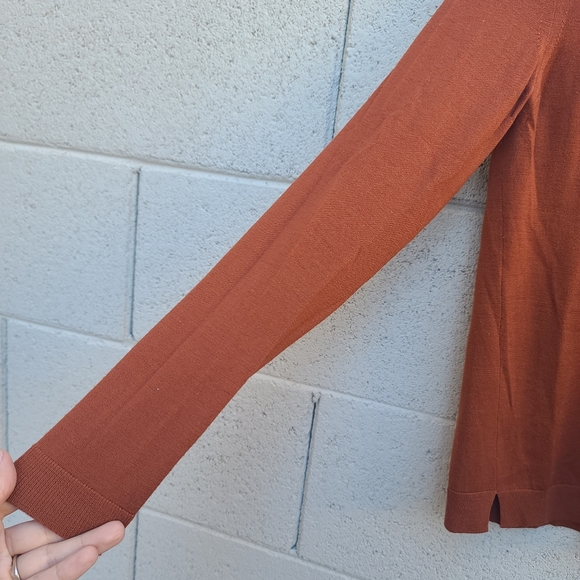 Partow | Greta Merino Wool Sweater in Rust - Picture 9 of 16